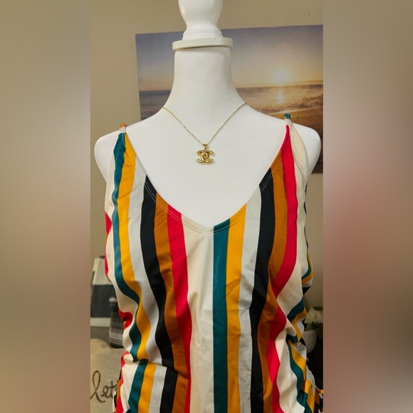 One piece bathing suit size XL - Picture 4 of 5